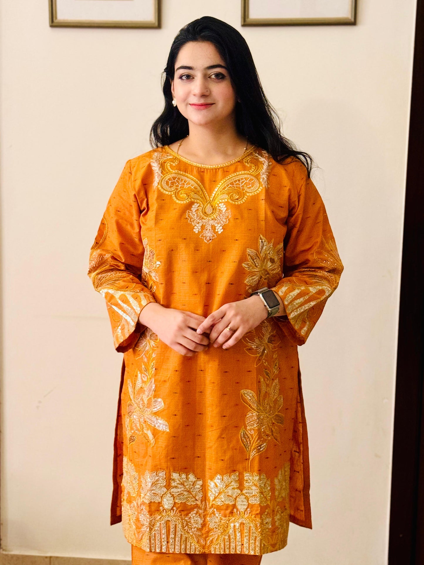 AYRA Embroided LAWN 2-PIECE K-010